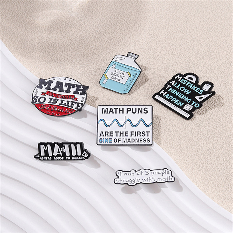 Creatieve Math Emaille Broches - Embroidery Love recensie en prijs