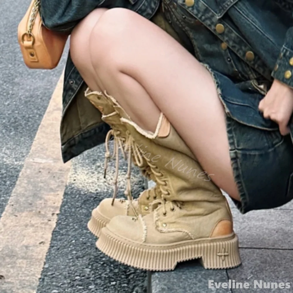 Cross-borduurwerk Lace-up Knie - Embroidery Canvas recensie en prijs