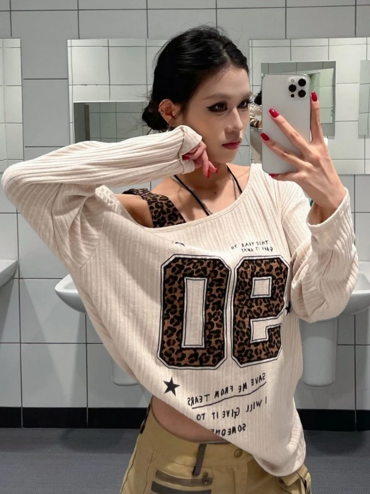Y2K patchwork T-shirt met luip - Embroidery Print recensie en prijs
