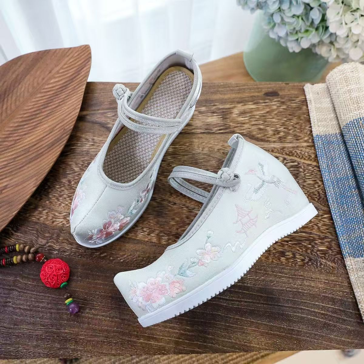 Vrouwen verhoogde interne gebo - Embroidery Canvas recensie en prijs