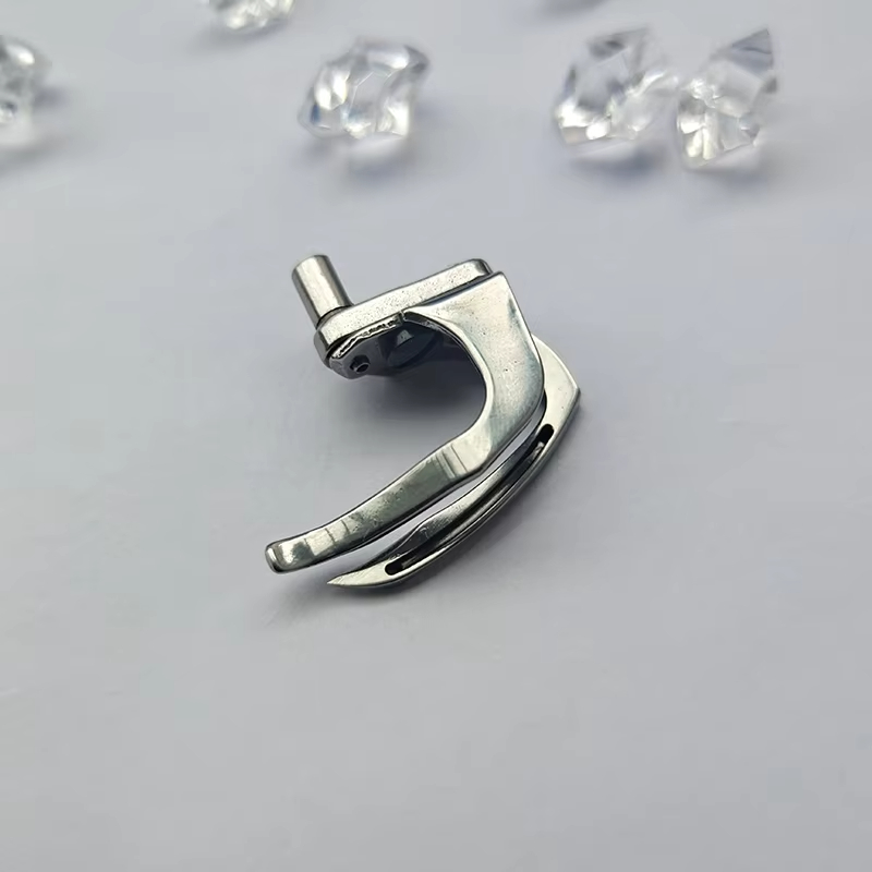 Y68217 Looper voor vier naalde - Embroidery Needles recensie en prijs